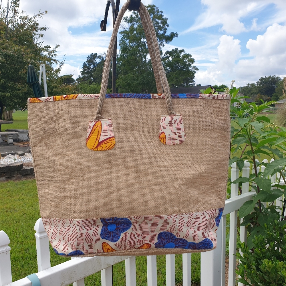 BEIGE TUBE BAG